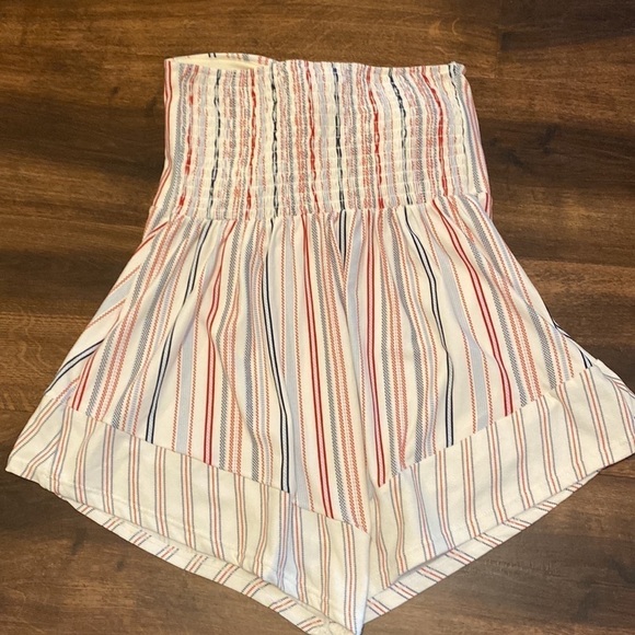 No Boundaries Strapless Striped Top - Picture 2 of 3